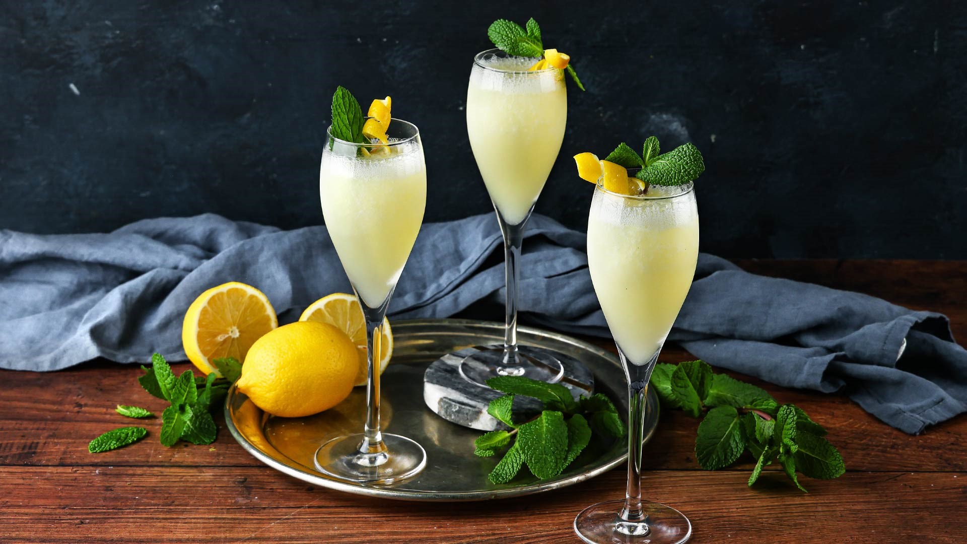 Sgroppino al limone mit Zitronensorbet